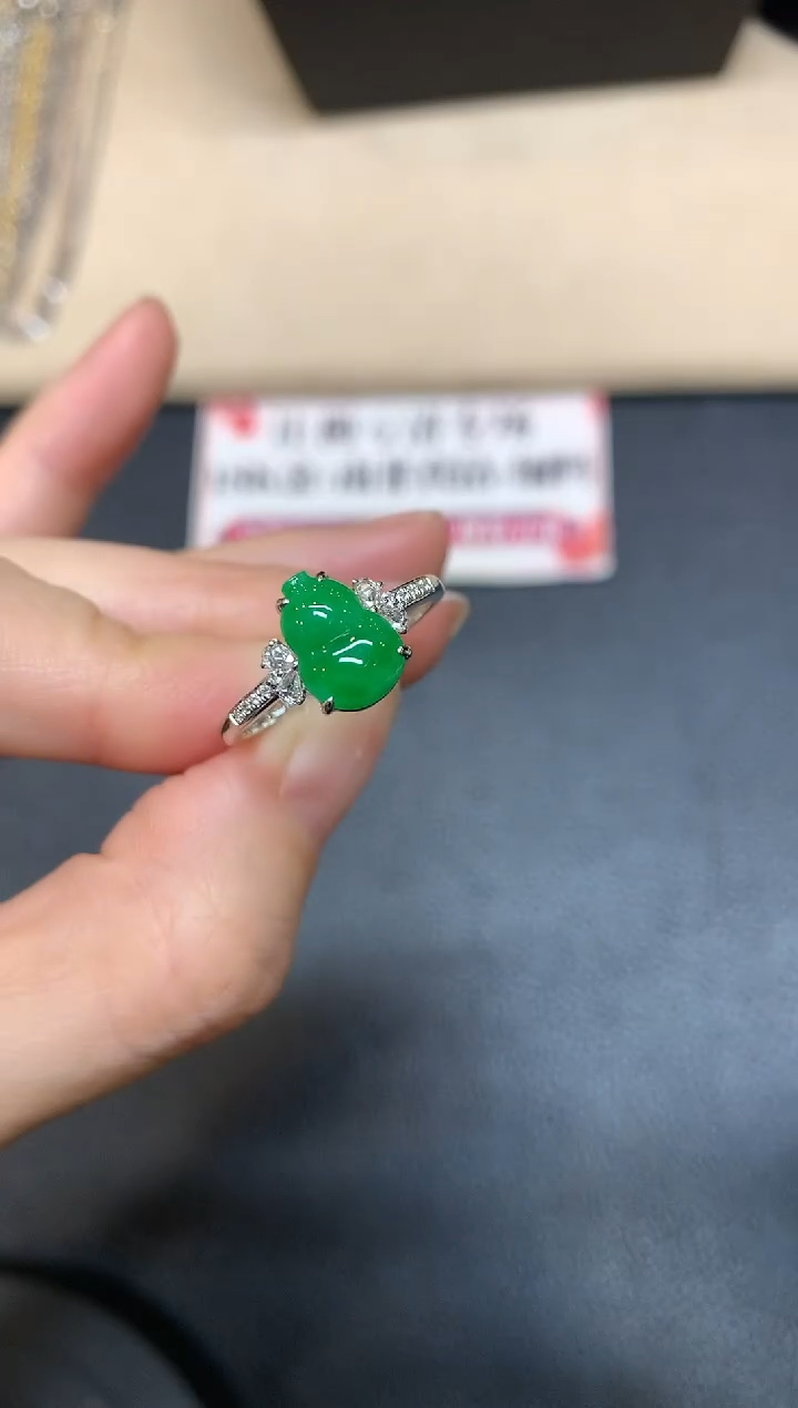 【闪购商品】翡翠戒指18K金镶嵌【无鉴赏期