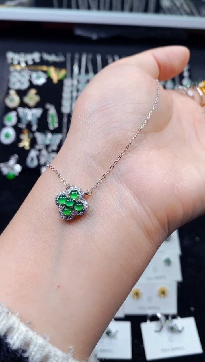 【闪购商品】翡翠颈饰银S925镶嵌8098