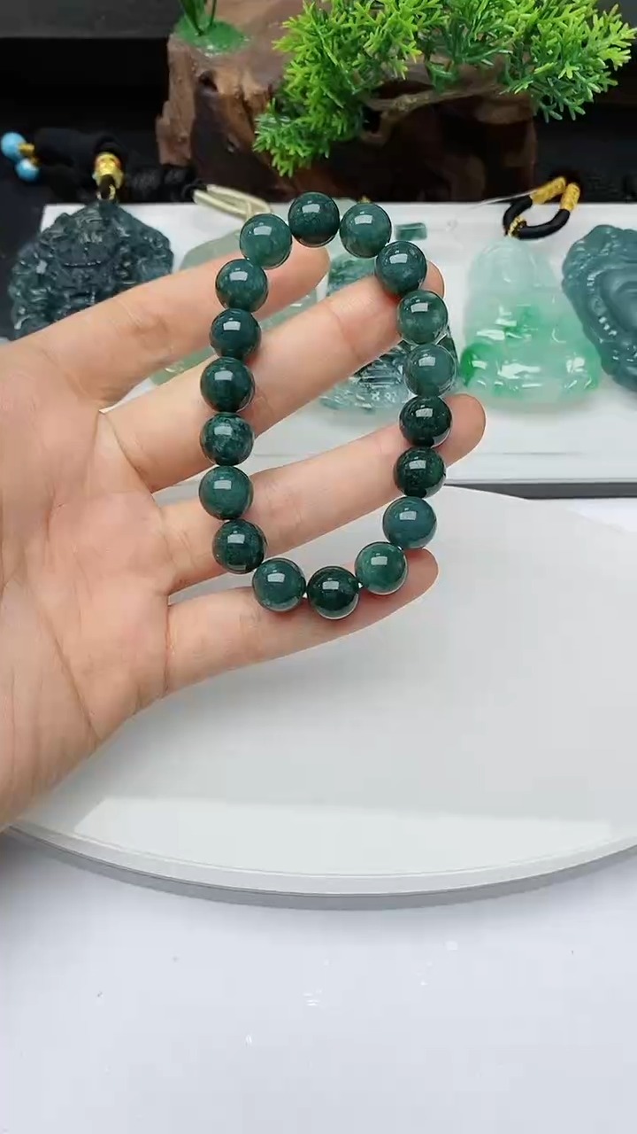 【闪购商品】翡翠颈饰未镶嵌