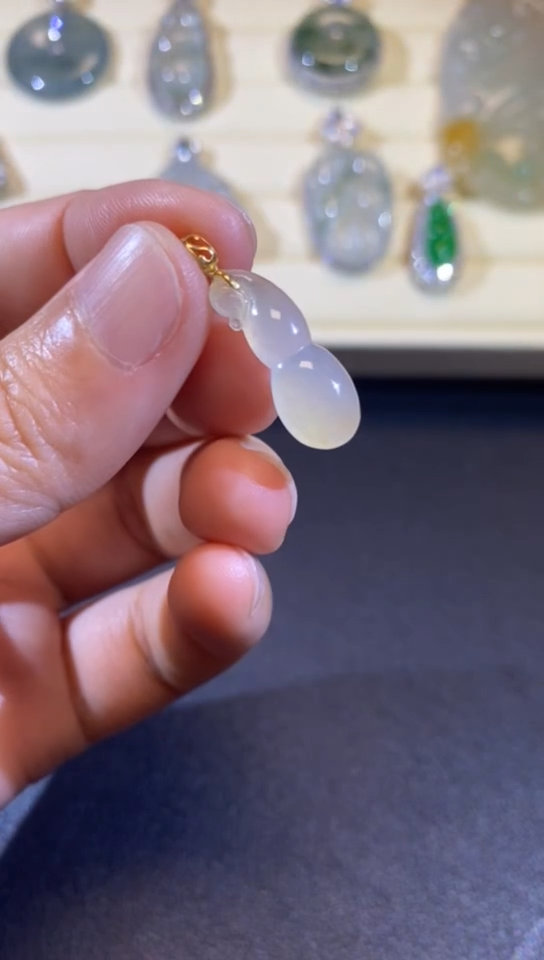 【闪购商品】翡翠吊坠(不含链)18K金镶嵌缅甸天然A货翡翠