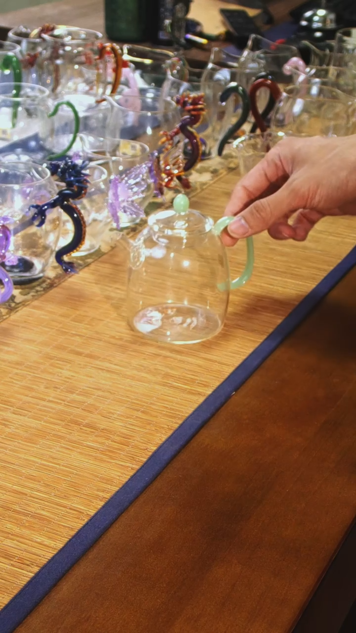 【闪购商品】秦权壶绿晶焱金标