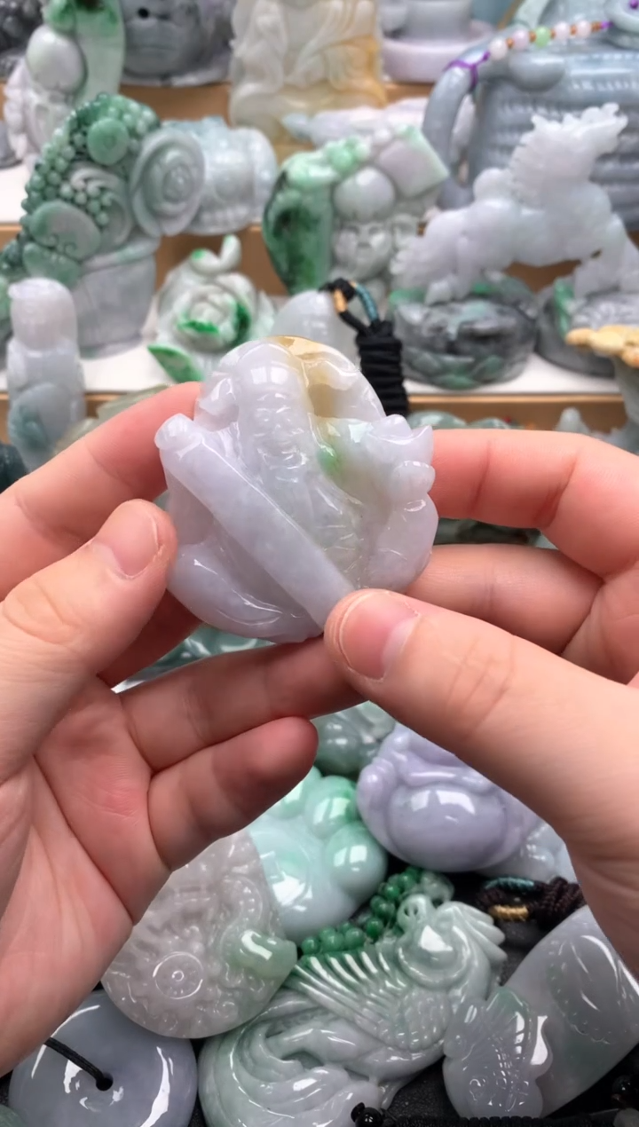 吊坠(不含链)未镶嵌翡翠1