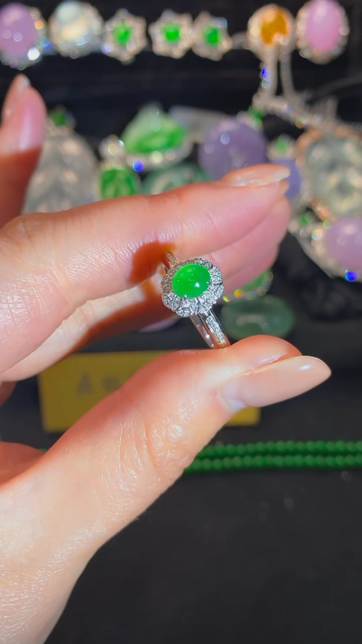 【闪购商品】翡翠颈饰未镶嵌戒指