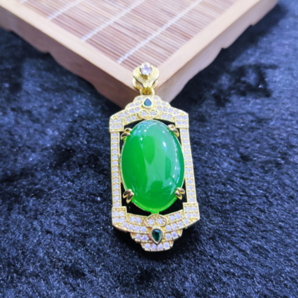 ST2446【盛年珠宝】通天玉宗玛瑙玉绿蛋面吊坠-配麻花链-送礼佳品