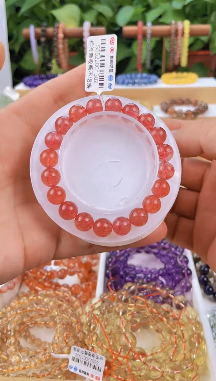 【闪购商品】水晶手链未镶嵌草莓晶
