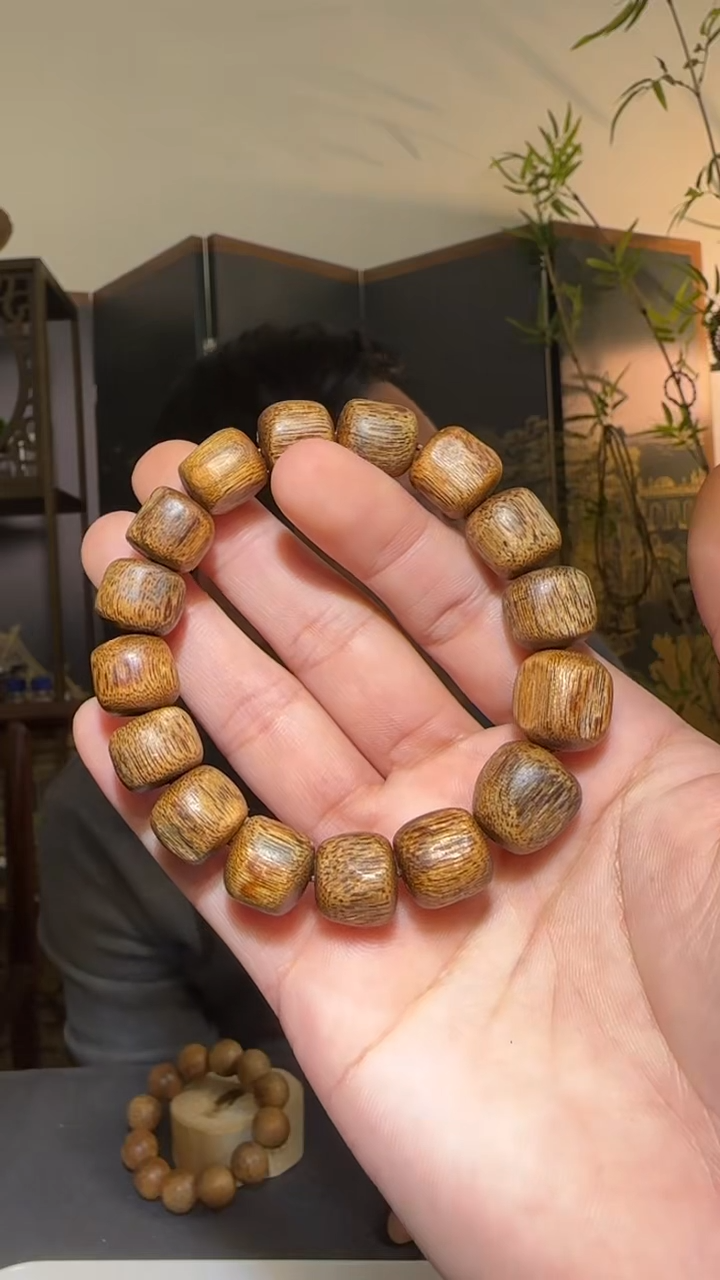 【闪购商品】沉香手串单圈白奇树心油1.3/18g