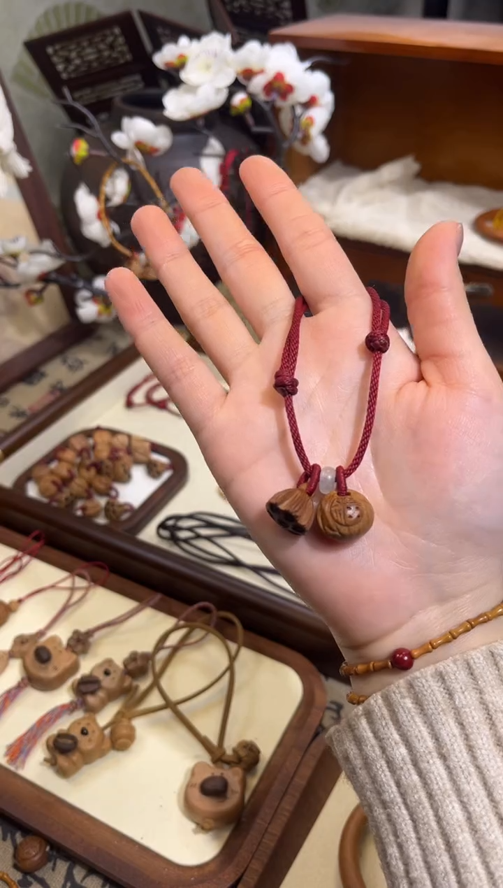 手串桃核【桃缘行】红绳「福气莲莲」桃木桃核辟、挡、驱、护 红绳可调节