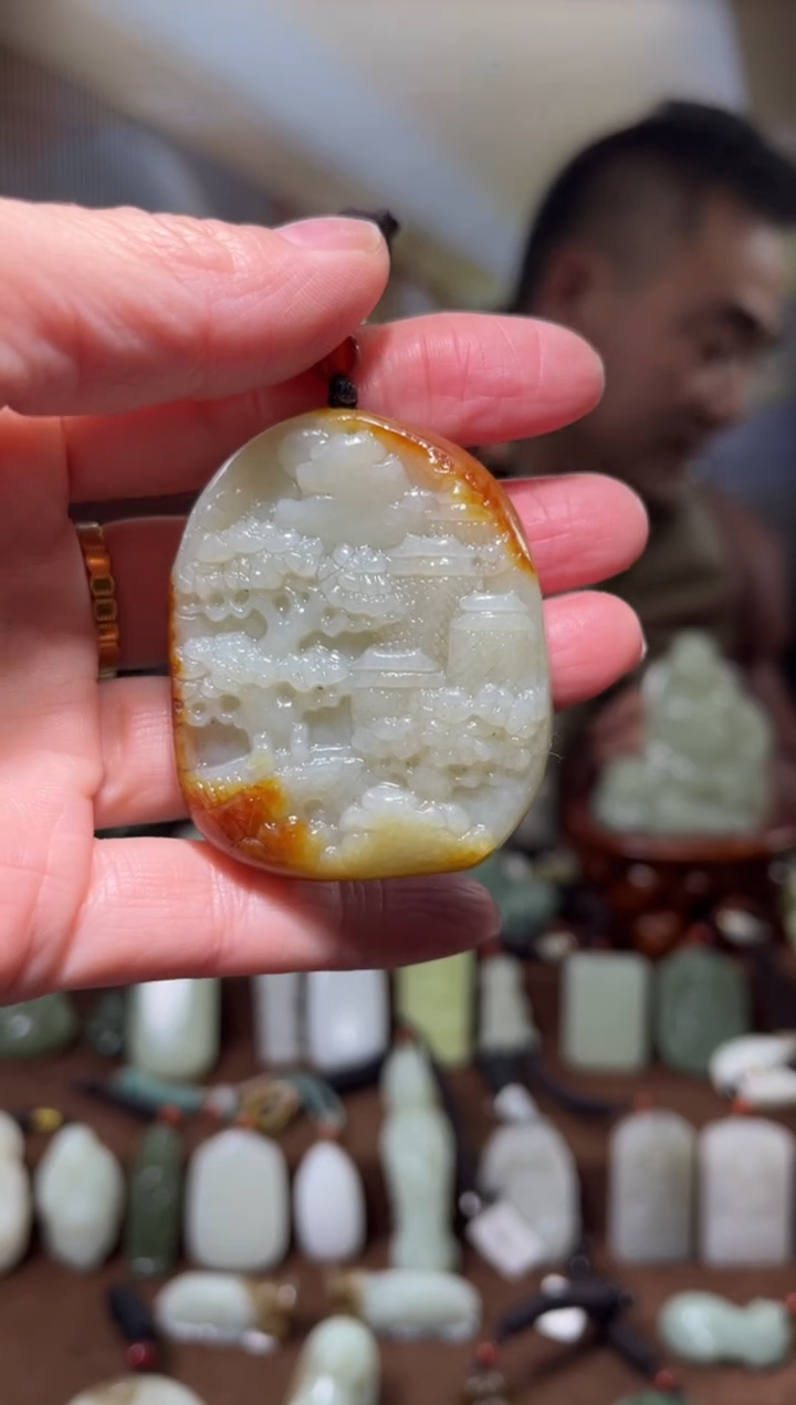 颈饰未镶嵌和田玉·