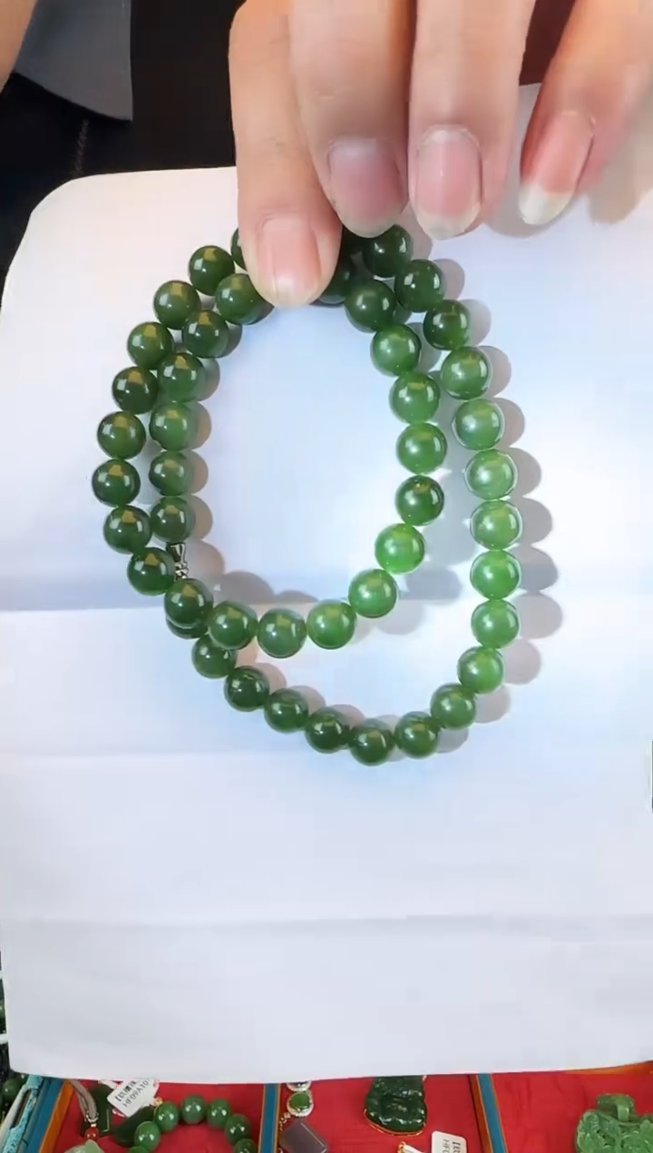 颈饰未镶嵌和田玉卡10妈妈链（无黑点）