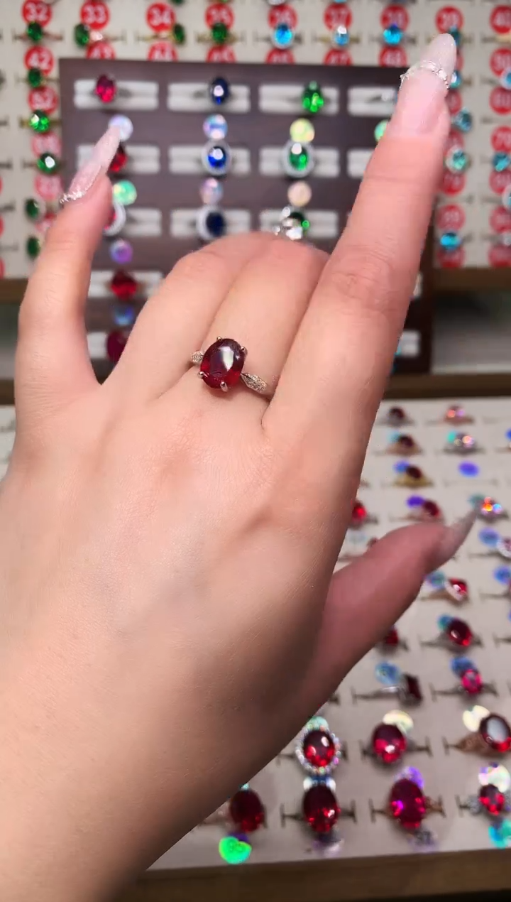 银S925镶嵌戒指红宝石8*10 酒红 银托