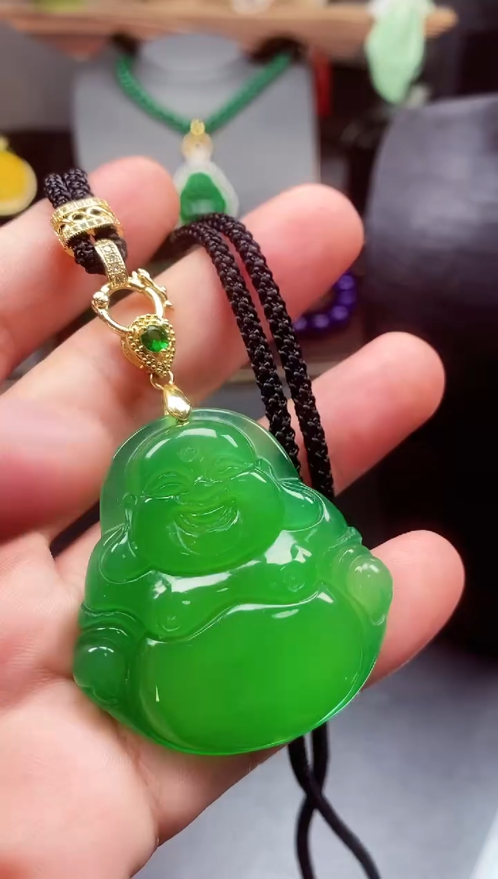 合金颈饰玛瑙/玉髓绿佛绳子款
