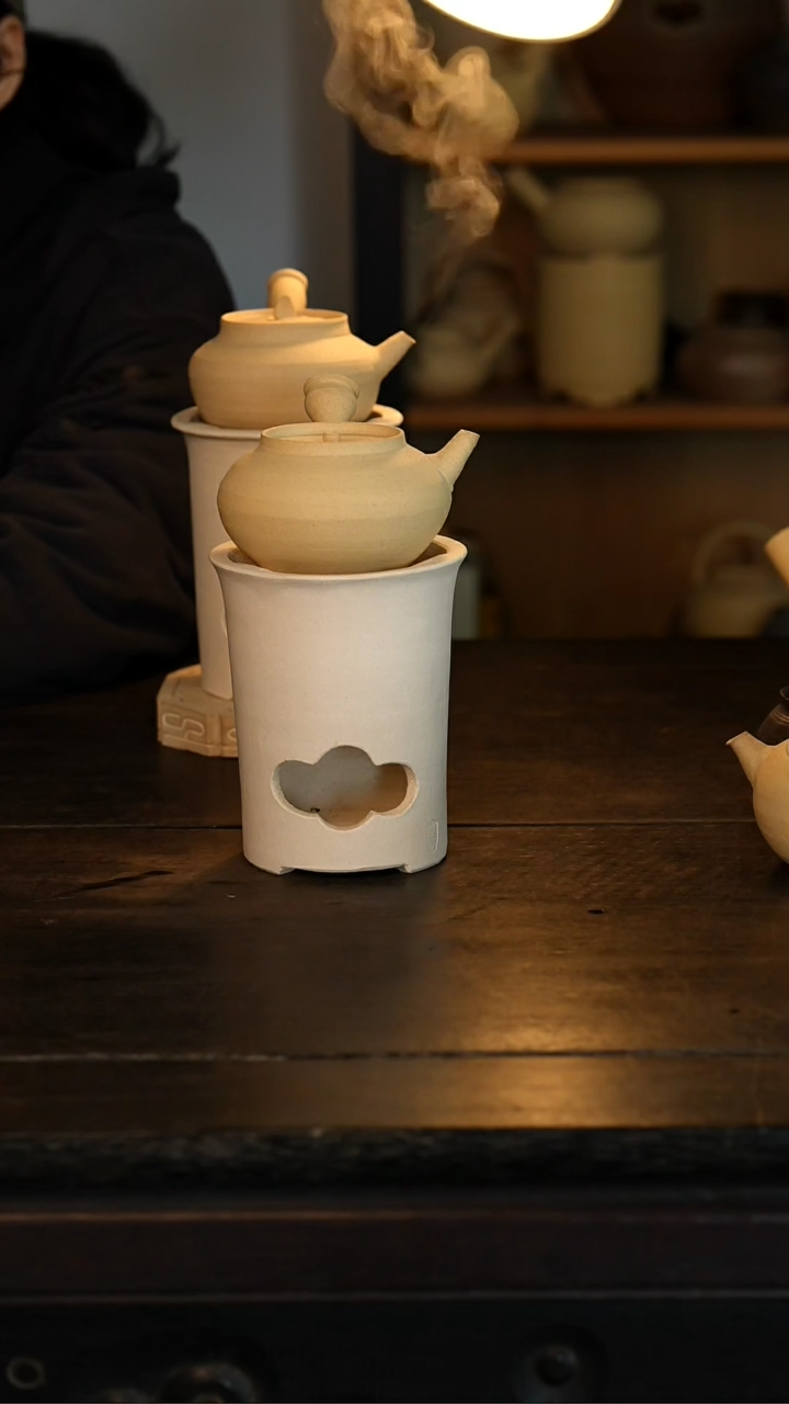 【闪购商品】白泥（一套小号）砂铫约230cc+炭炉送垫子