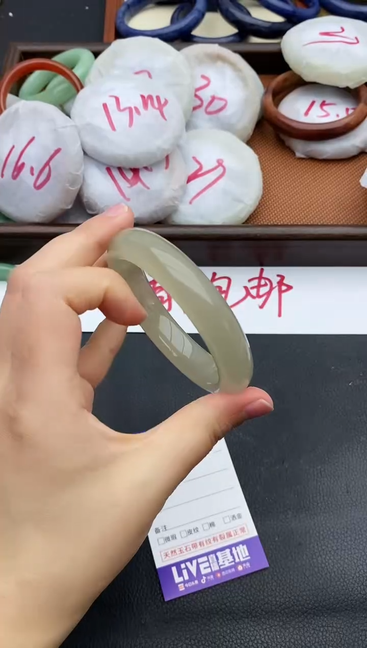 未镶嵌手镯石英质玉55+57/58