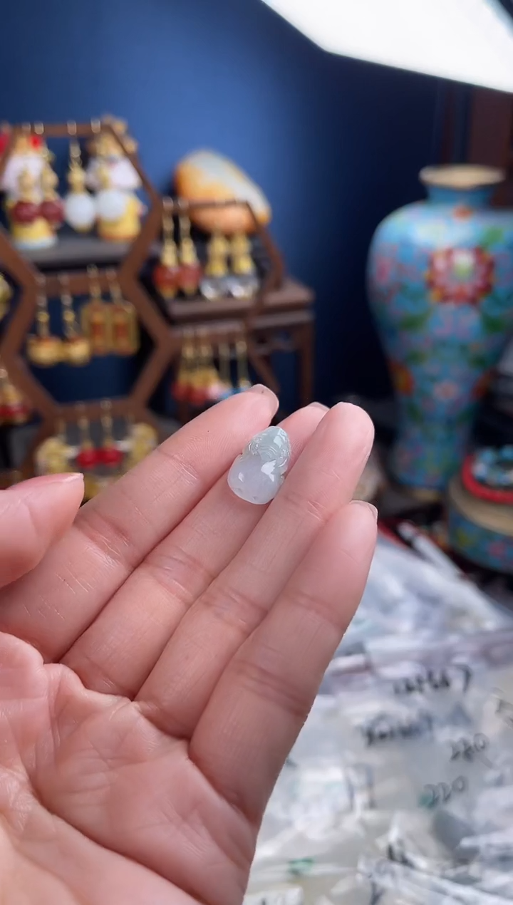 未镶嵌挂件翡翠日****咩，121668