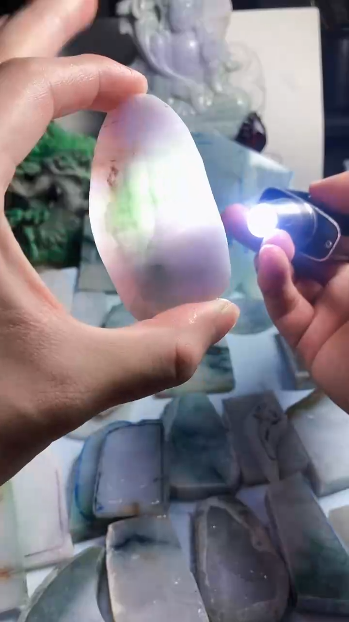 翡翠未镶嵌颈饰翡翠A货
