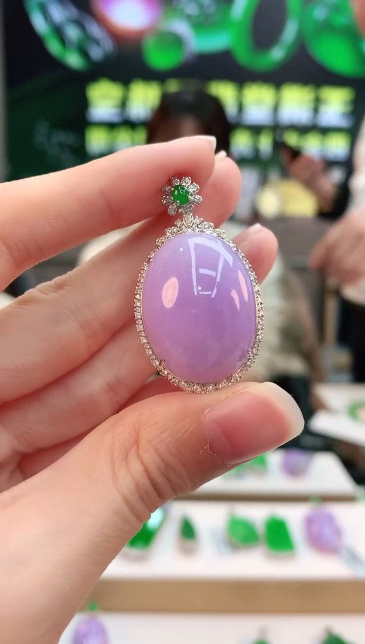 【闪购商品】翡翠颈饰18K金镶嵌赠礼盒证书 小君