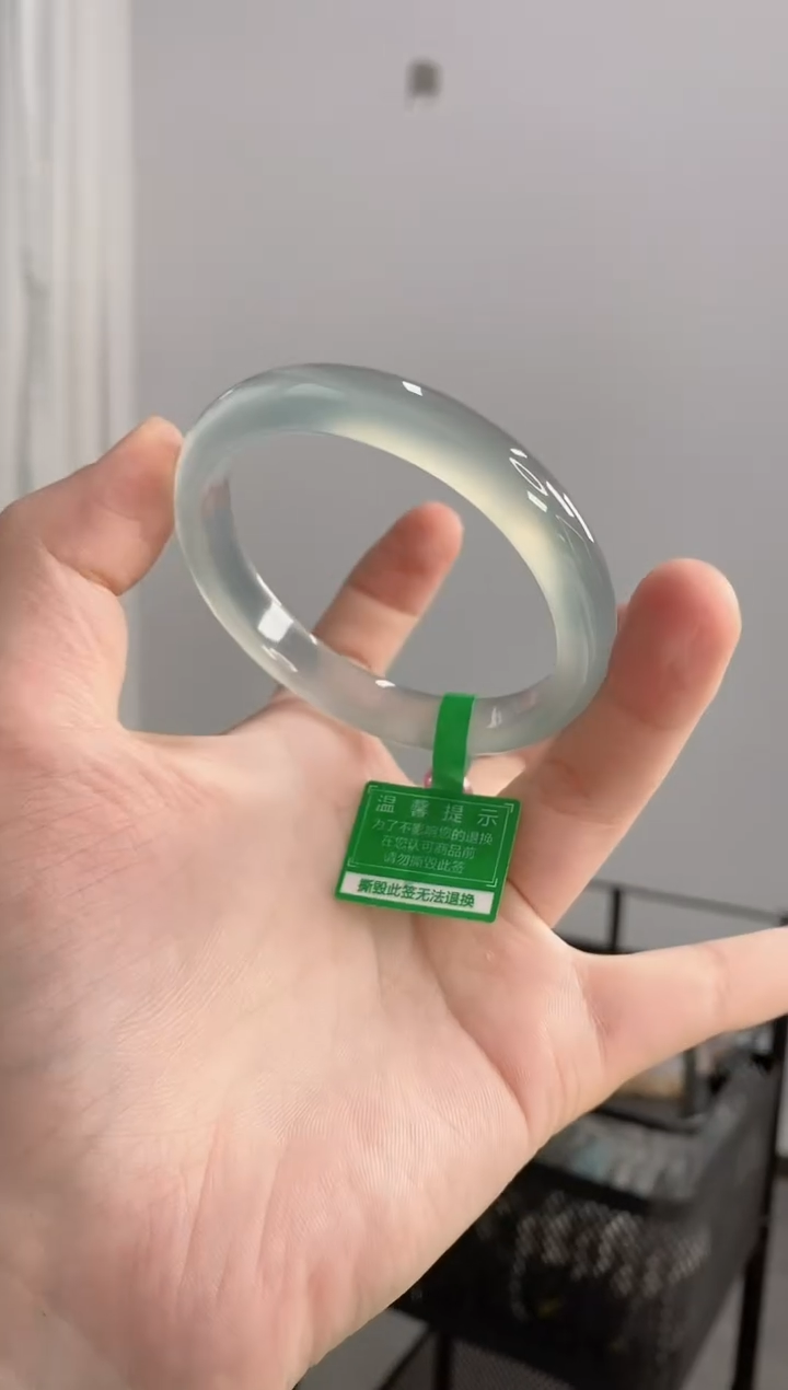 【闪购商品】玛瑙/玉髓手镯未镶嵌54圈