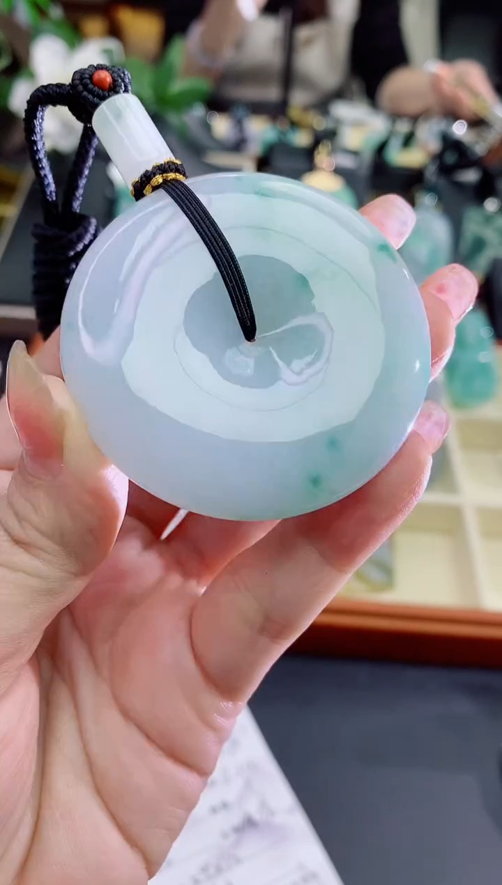 颈饰未镶嵌翡翠缅甸天然翡翠