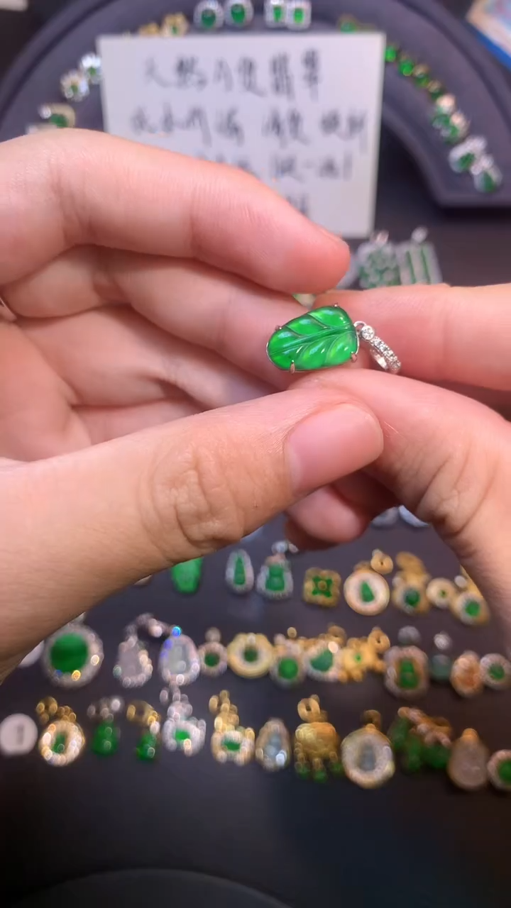 吊坠(不含链)银S925镶嵌翡翠1