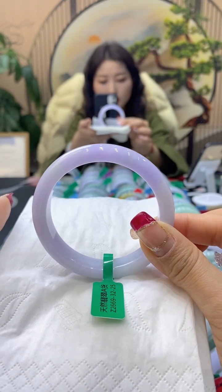 【闪购商品】翡翠手镯未镶嵌99900793