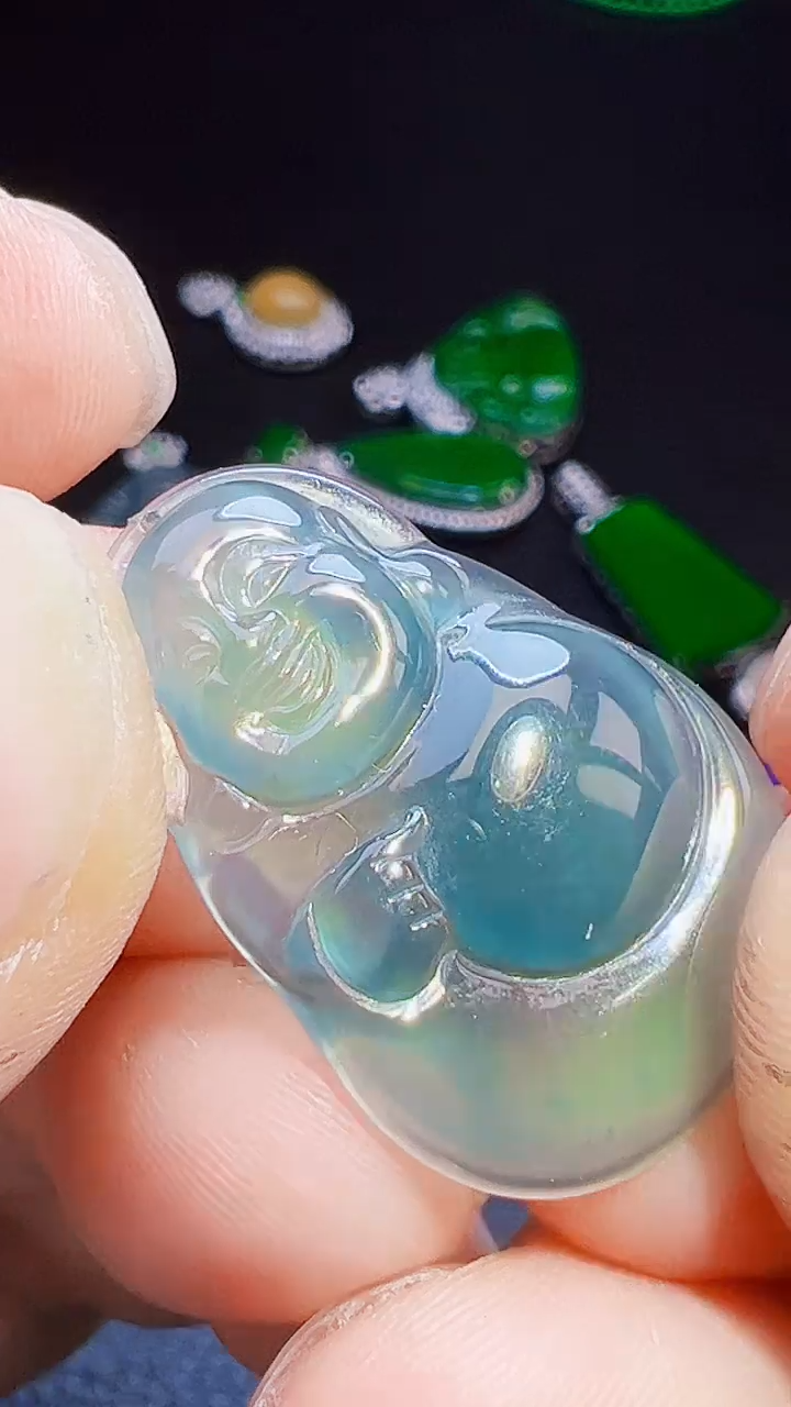 颈饰未镶嵌翡翠刘*翡翠