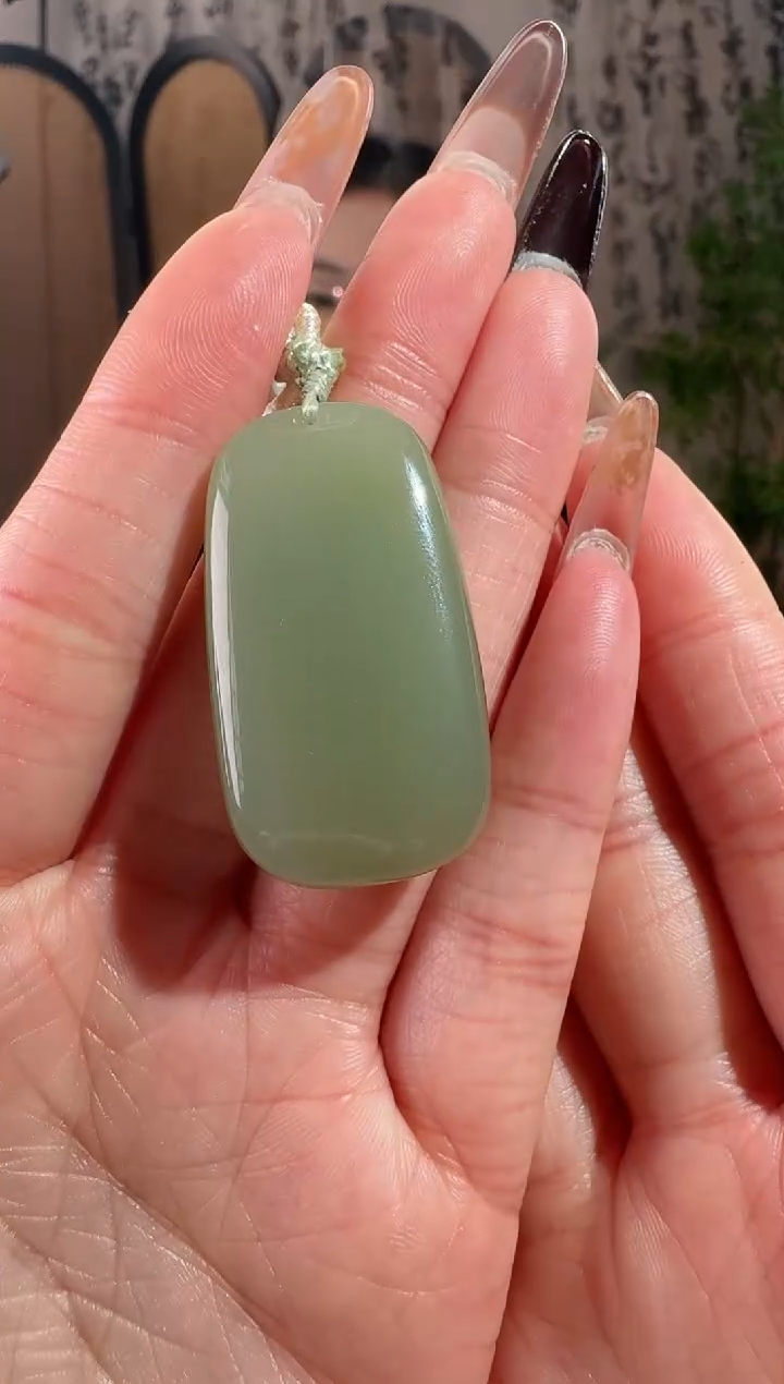 颈饰未镶嵌和田玉无事牌