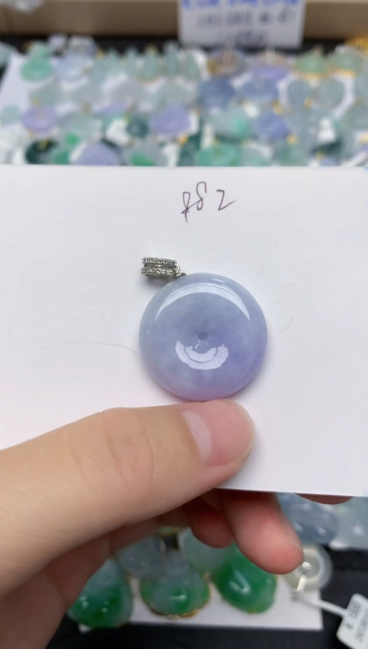 翡翠未镶嵌颈饰天然缅甸A货翡翠
