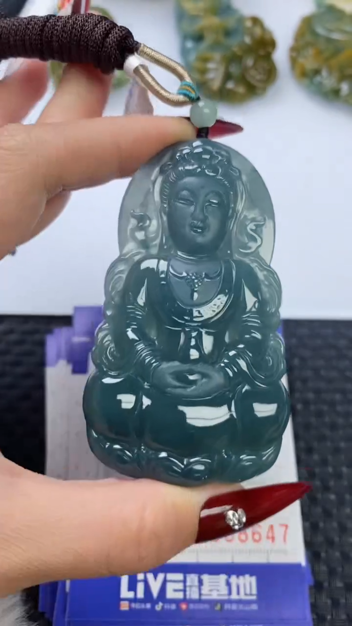 【闪购商品】翡翠颈饰未镶嵌111111111111111