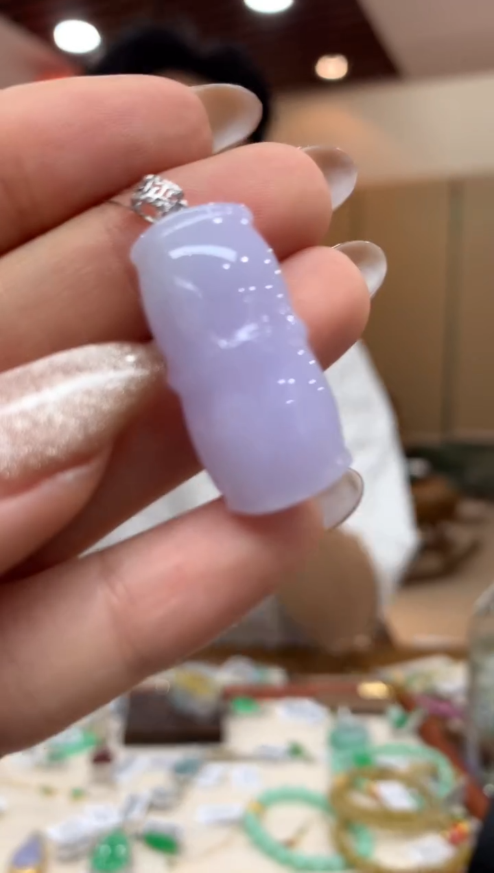 吊坠(不含链)18K金镶嵌翡翠竹节