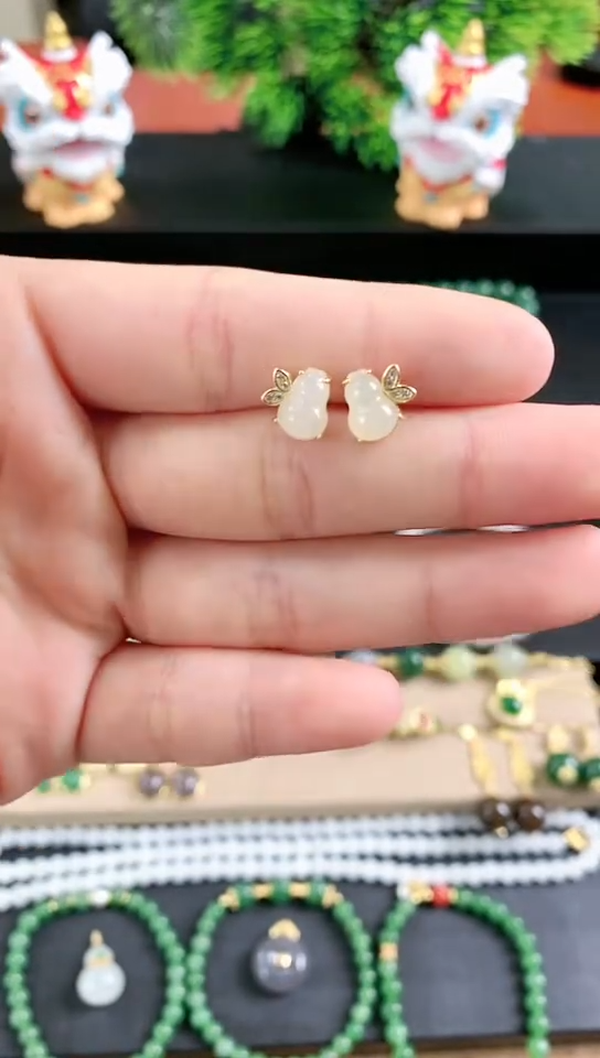 银S925镶嵌和田玉耳饰1