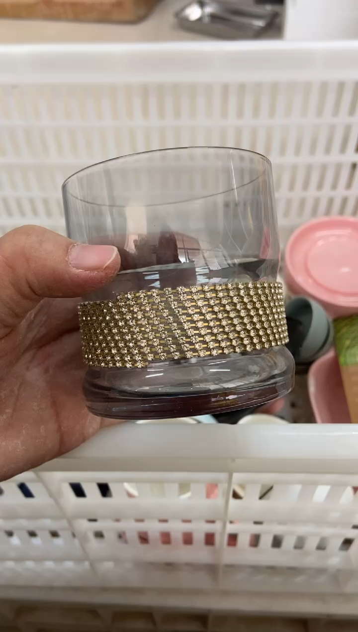 杯无运费险有瑕疵的摄影的产品有使用过的痕迹有点脏介意勿拍
