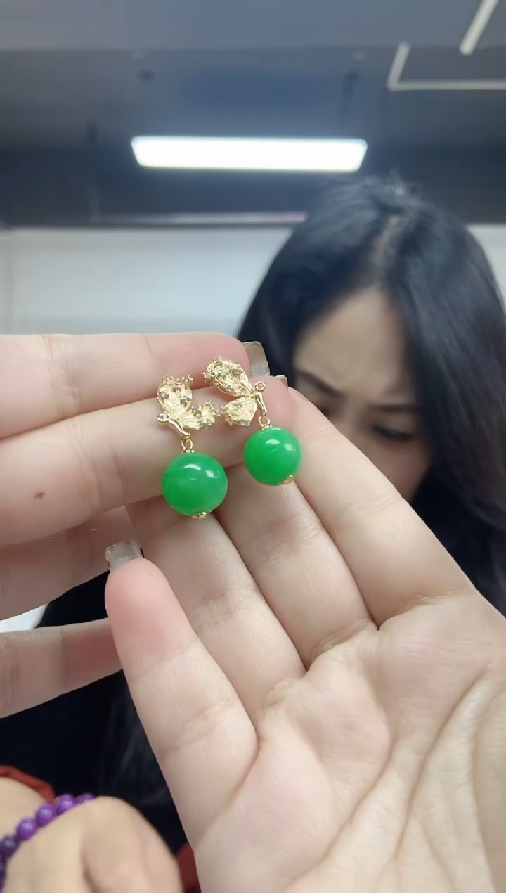 【闪购商品】翡翠耳饰未镶嵌多样性发其一颜色微差