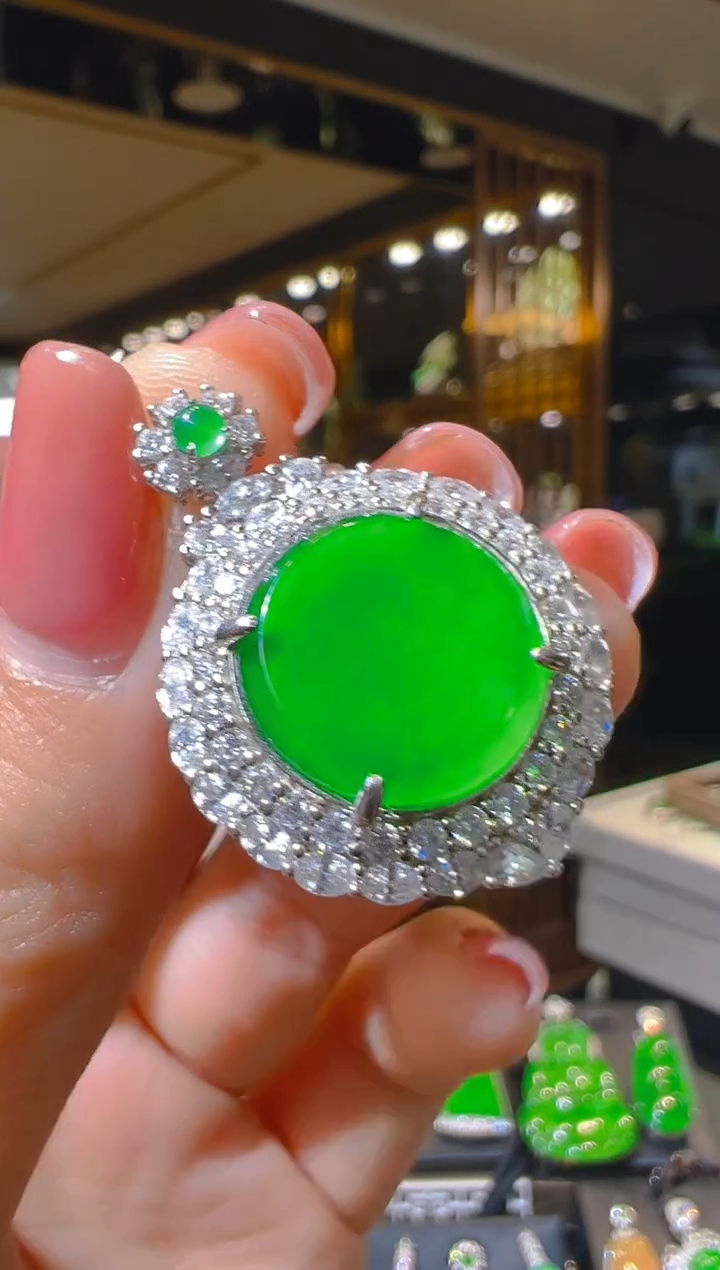 【闪购商品】翡翠吊坠(赠链)银S925镶嵌041（多样性发货）