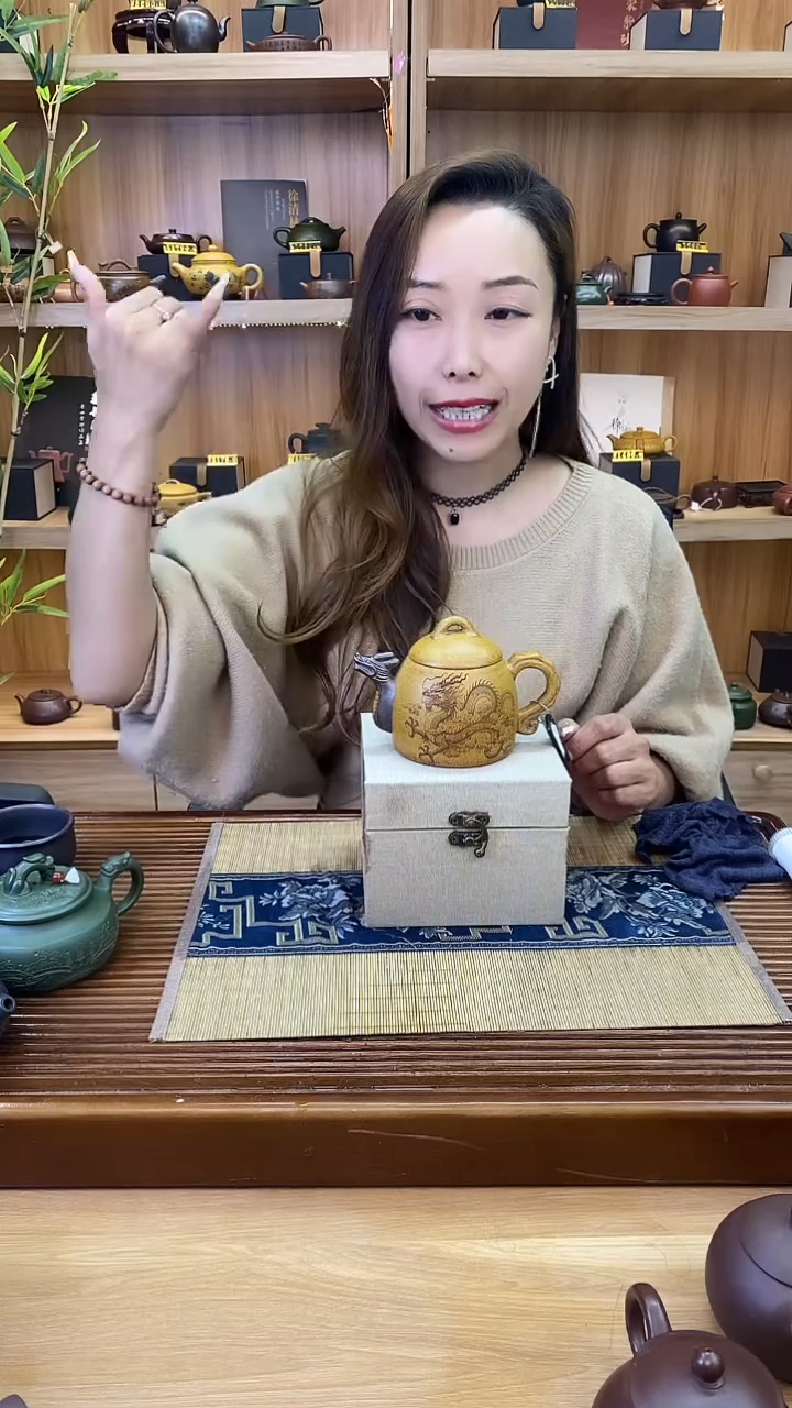 【闪购商品】紫砂茶壶黄金段泥柴烧秦权【菲】