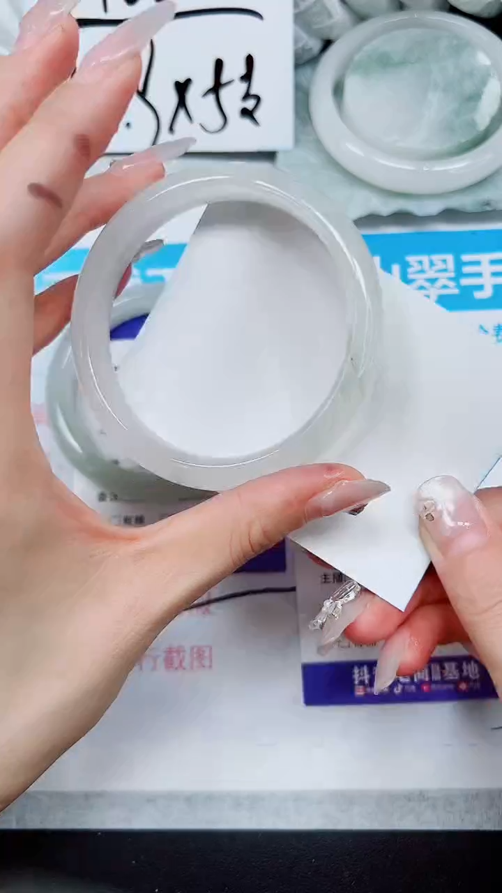 【闪购商品】石英质玉手镯未镶嵌A243-62`63`