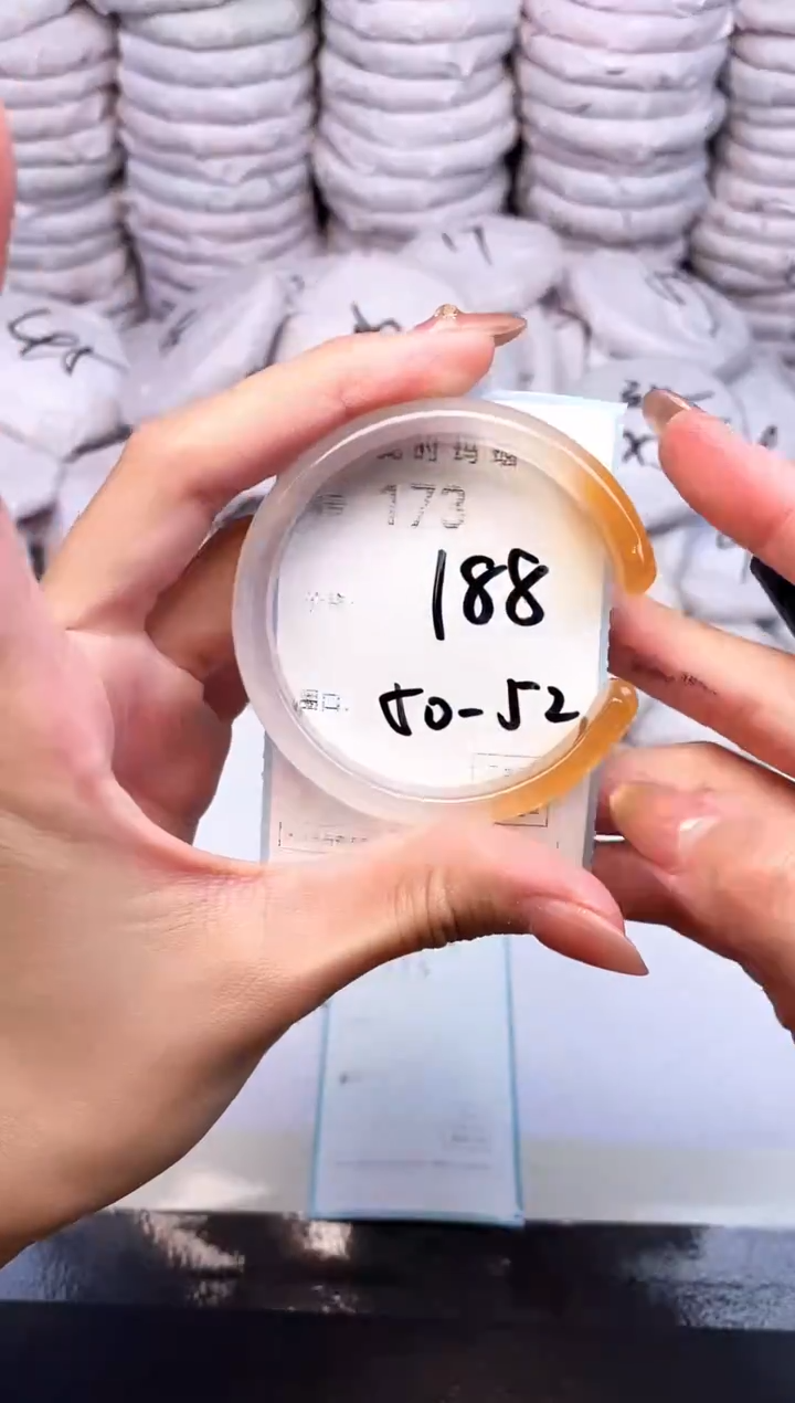 手镯玛瑙/玉髓未镶嵌173