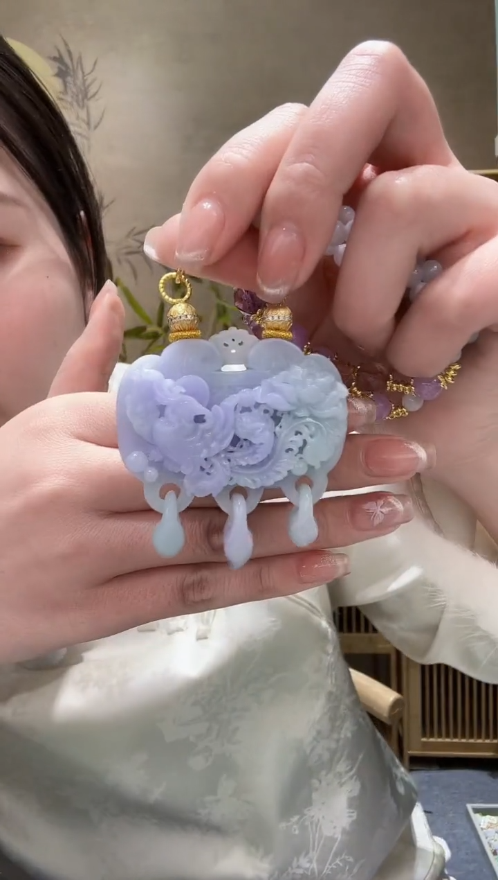 【闪购商品】翡翠颈饰未镶嵌吊坠