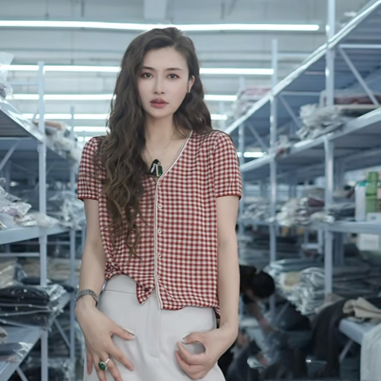 【例畔精选】夏季时尚格子V领提花气质减龄百搭针织衫A437#