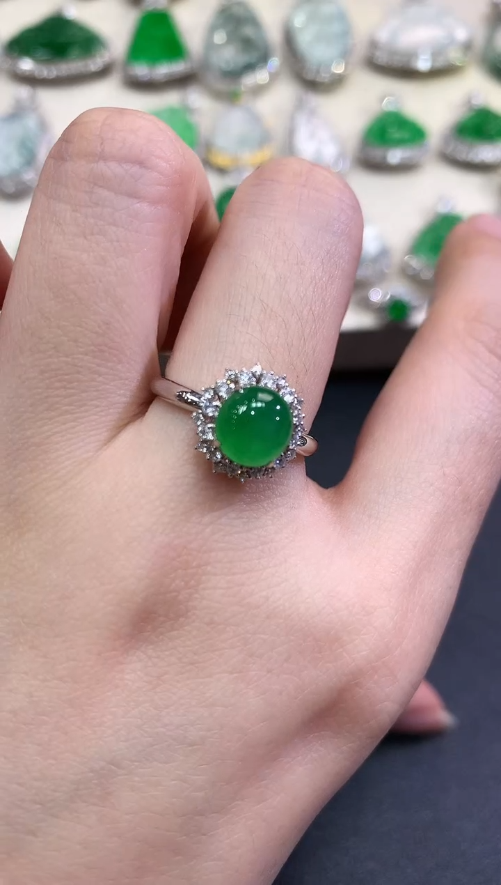 【闪购商品】翡翠戒指18K金镶嵌B152    