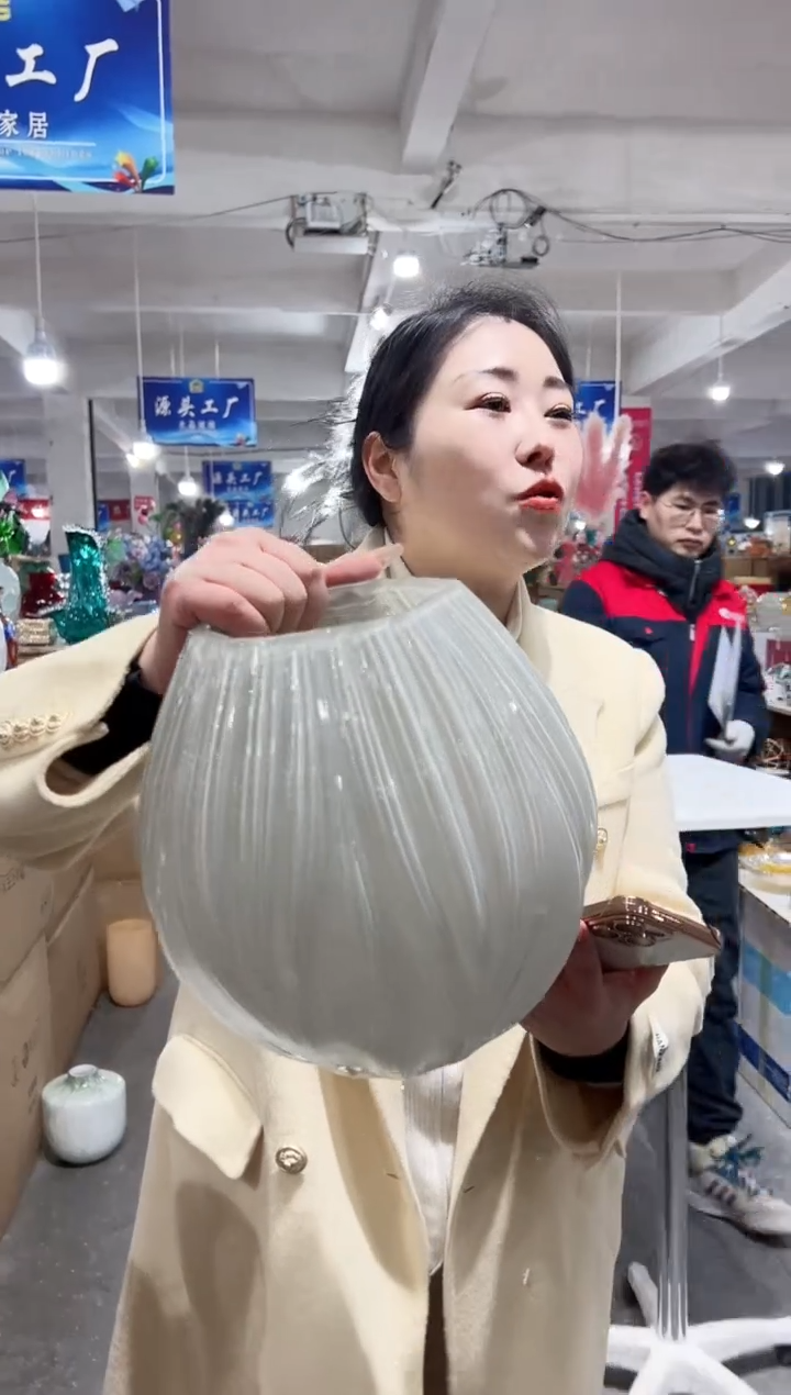 【闪购商品】玻璃花伴你花瓶微瑕-RL9KB