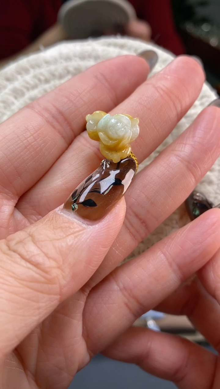 颈饰未镶嵌翡翠净货15261