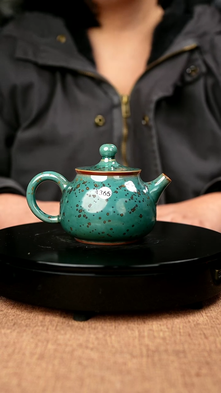 【闪购商品】365#国工一级品原矿钧瓷炉钧釉苹果壶