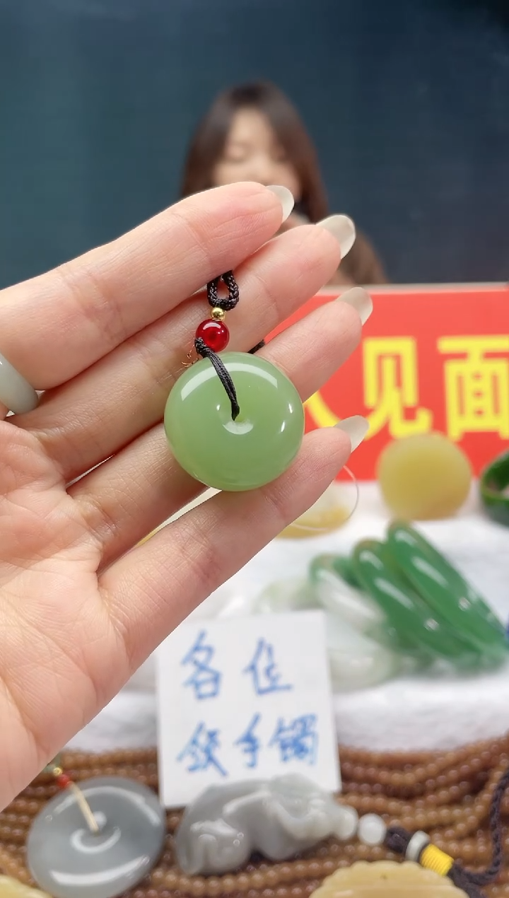 【闪购商品】玛瑙/玉髓颈饰合金1