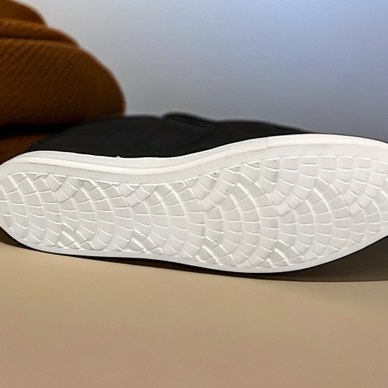 运动鞋休闲轻便飞织鞋透气防滑休闲鞋百搭潮流低帮  无运费险