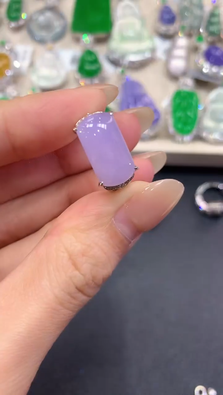 【闪购商品】翡翠戒指18K金镶嵌q46紫货有色差