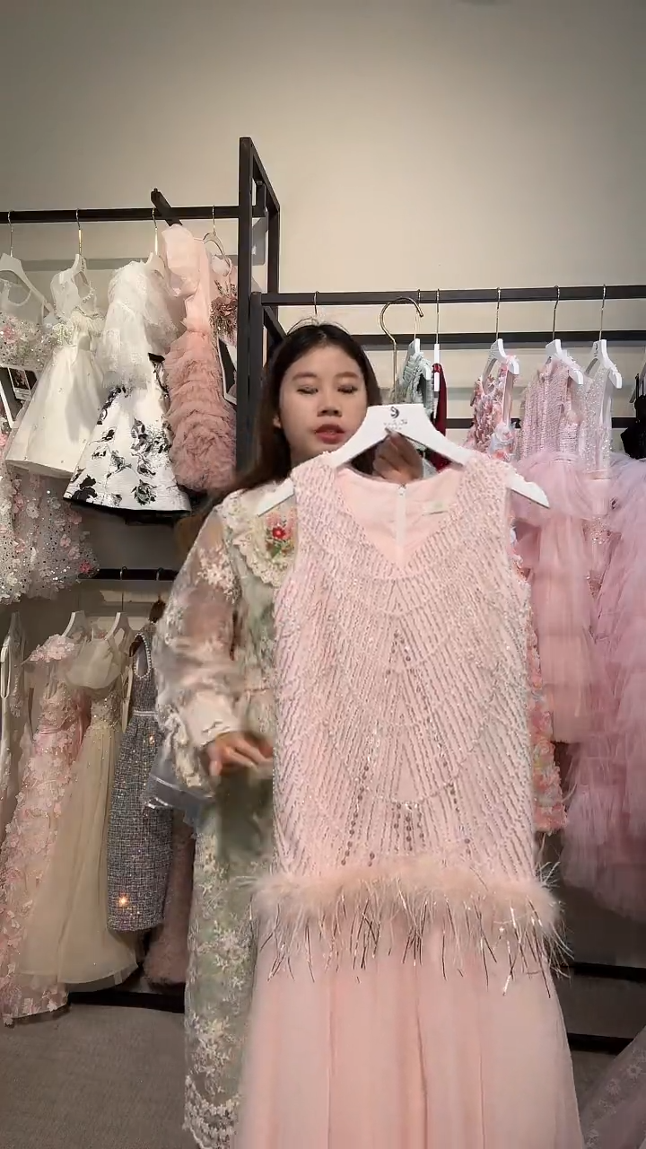 新品鱼尾女童礼裙