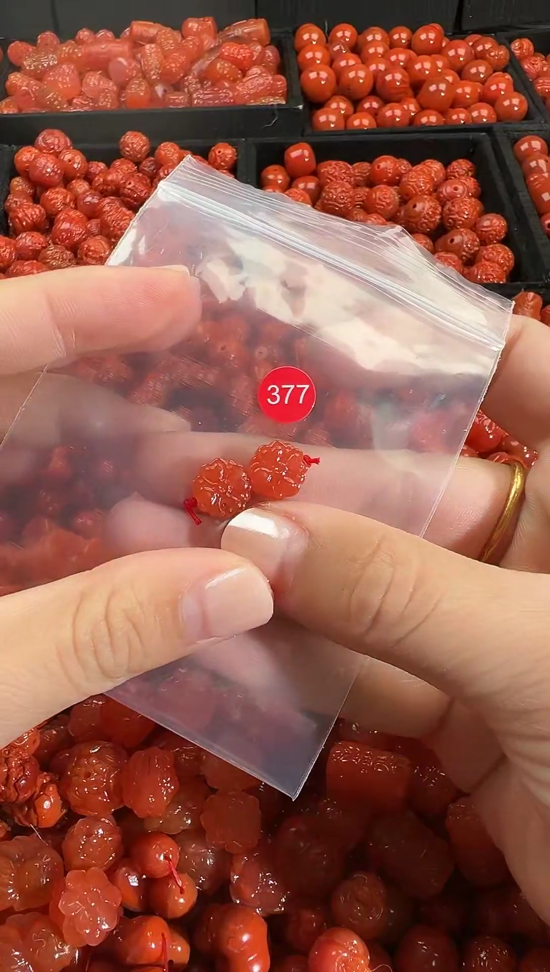 颈饰未镶嵌南红玛瑙1