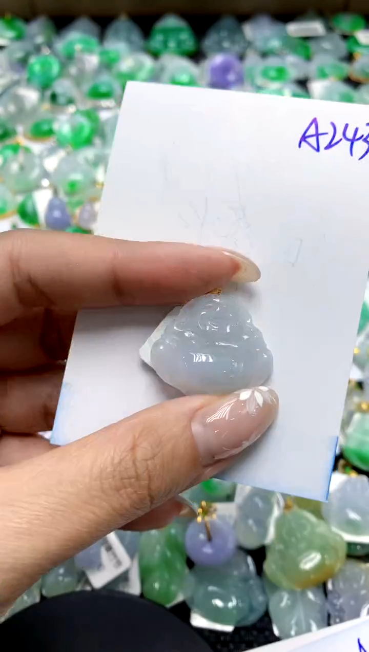 【闪购商品】翡翠颈饰18K金镶嵌1111111111111