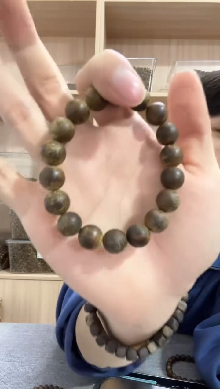 【闪购商品】沉香手串1.1圆珠单圈9克+ 多样性发其一