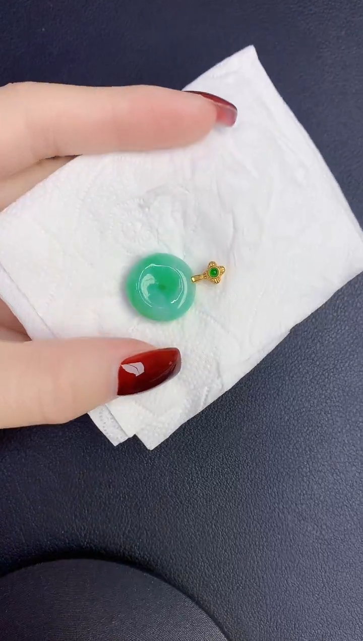 颈饰未镶嵌翡翠缅甸天然翡翠a货